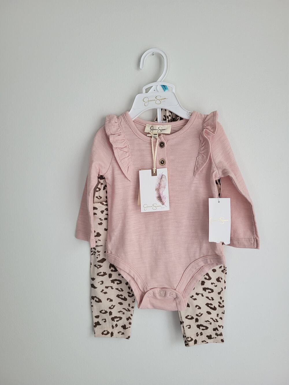 Jessica Simpson 3-Piece Gift Set for Baby Girl Cheetah Print Posh Chic Ruffles